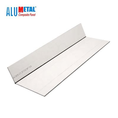 Dibond 3mm PVDF φύλλο επιφάνεια καθρεφτών του ΑΚΕ επιτροπής αργιλίου σύνθετη για τη διαφήμιση