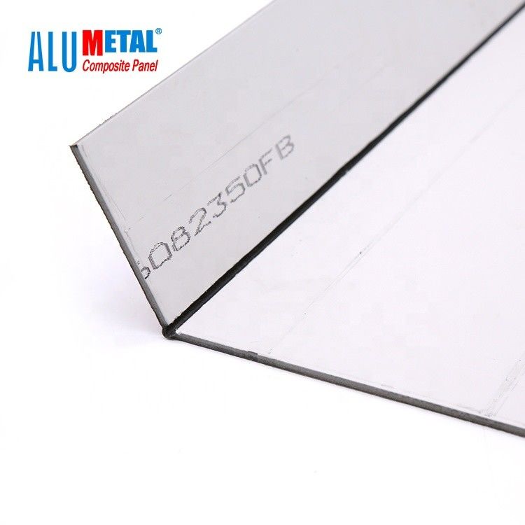Dibond 3mm PVDF φύλλο επιφάνεια καθρεφτών του ΑΚΕ επιτροπής αργιλίου σύνθετη για τη διαφήμιση